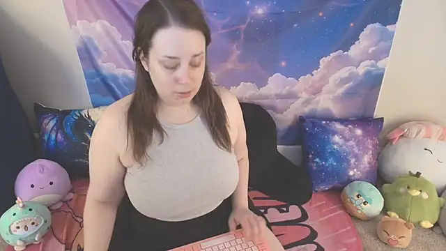 MilkyBunny online show from 04-03-26, 05:19