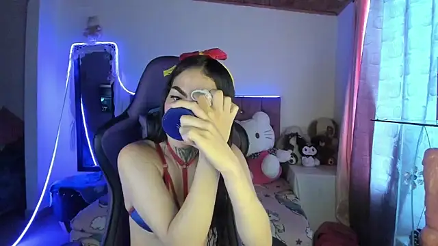 Alice ch1 online show from 09-19-25, 04:22