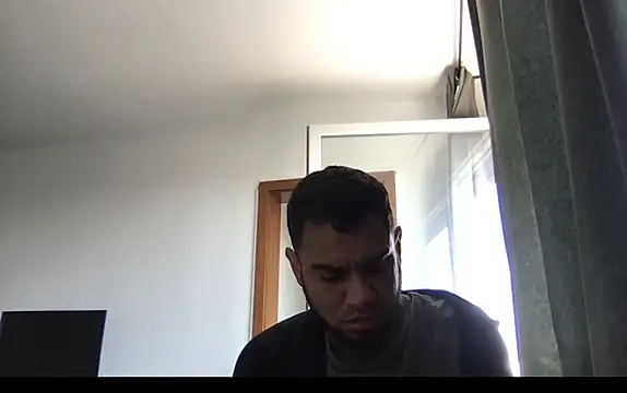 Snapshot of Christopher_kenne chatting on 03-04-26, 12:35 Christopher kenne online show from 03-04-26, 12:35