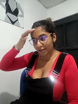 Sofythom1 online show from 11-29-25, 01:28