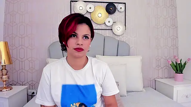 Snapshot of MarianaSanz chatting on 03-15-25, 01:40 MarianaSanz online show from 03-15-25, 01:40