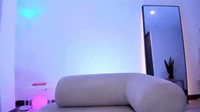 Kaarla    online show from 11-12-25, 05:00