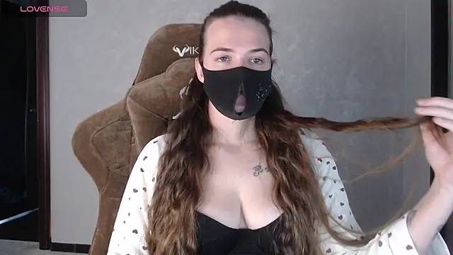 BlackM00n8 online show from 10-02-25, 09:23