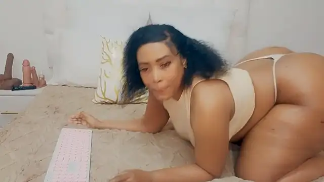 GiantBootyMilf online show from 05-29-26, 07:20