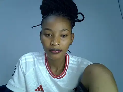Snapshot of cute-alexis chatting on 09-28-25, 09:11 cute-alexis online show from 09-28-25, 09:11