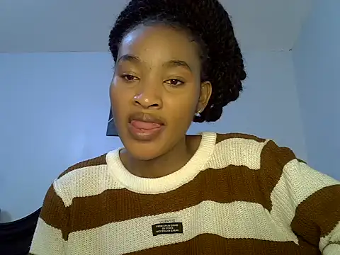 cute-alexis online show from 06-17-26, 08:36
