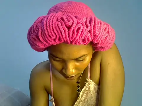 cute-alexis online show from 11-18-25, 10:02