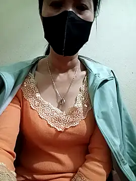 Snapshot of YunLem chatting on 03-19-25, 12:48 YunLem online show from 03-19-25, 12:48