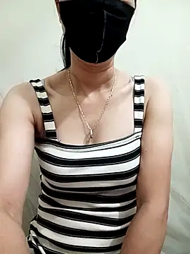 Snapshot of YunLem chatting on 03-16-25, 01:38 YunLem online show from 03-16-25, 01:38