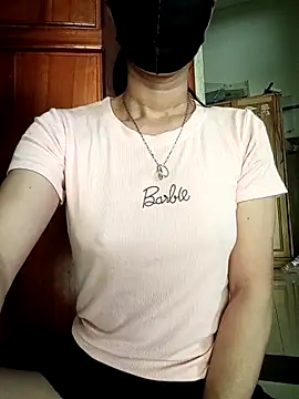 Snapshot of YunLem chatting on 03-15-25, 07:09 YunLem online show from 03-15-25, 07:09