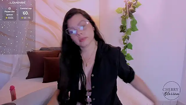 CherryBlossomm  online show from 11-21-25, 12:09