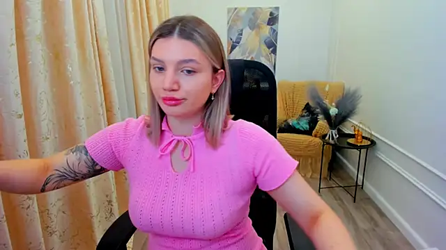 SelenaeMoore online show from 07-06-26, 04:08