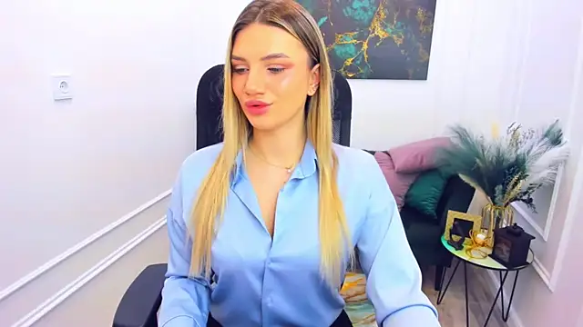 SelenaeMoore online show from 03-04-26, 03:36