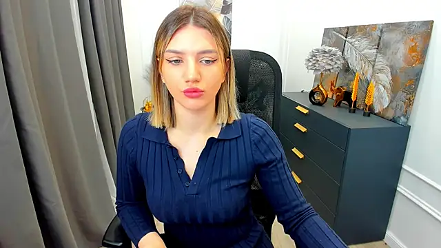 SelenaeMoore online show from 03-26-26, 03:38