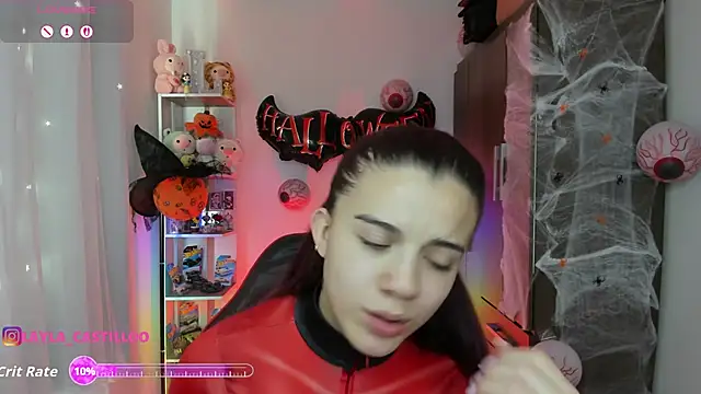 Layla castilloo online show from 10-17-25, 02:19
