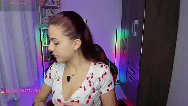 Layla castilloo online show from 09-28-25, 10:33
