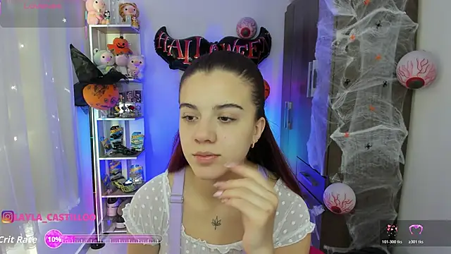 Layla castilloo online show from 10-22-25, 01:32