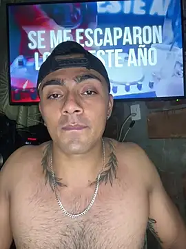 Snapshot of Stiven-Bell chatting on 02-22-25, 05:55 Stiven-Bell online show from 02-22-25, 05:55