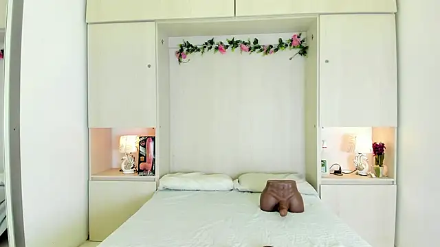 KendallRosse1 online show from 02-03-26, 12:21