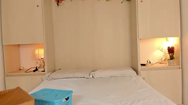 KendallRosse1 online show from 03-19-26, 12:05