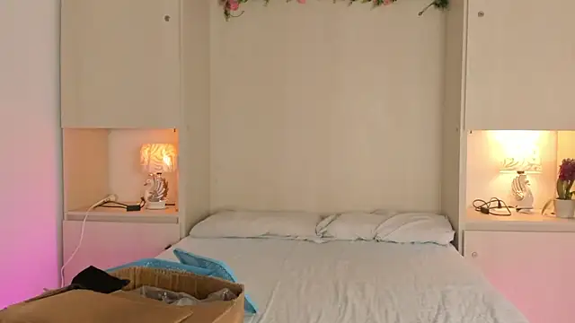 KendallRosse1 online show from 04-02-26, 12:12