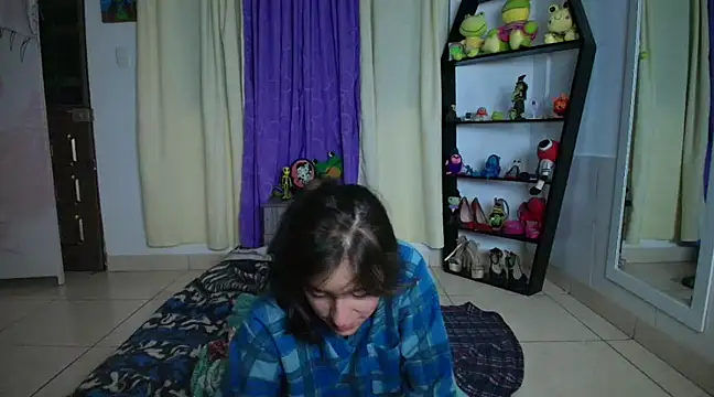 Violeta Arnau online show from 02-12-25, 05:15