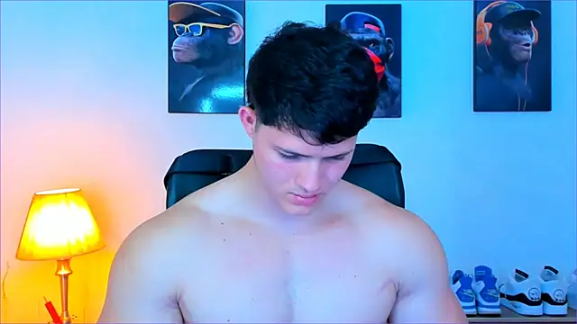 Hazzan Velez online show from 10-06-25, 03:08