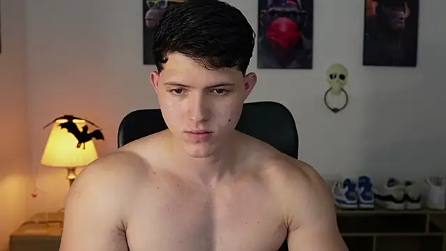 Hazzan Velez online show from 10-21-25, 04:01