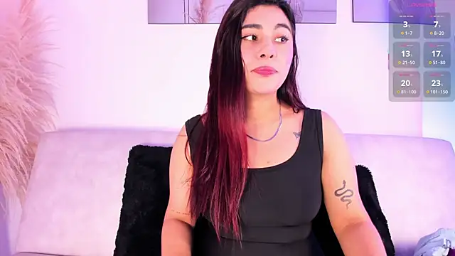 Danna adams01 online show from 12-22-25, 06:52