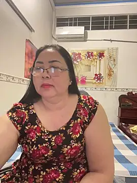 Snapshot of NDith chatting on 02-23-26, 09:04 NDith online show from 02-23-26, 09:04