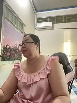 Snapshot of NDith chatting on 02-02-26, 11:48 NDith online show from 02-02-26, 11:48