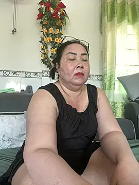 Snapshot of NDith chatting on 02-03-26, 02:53 NDith online show from 02-03-26, 02:53