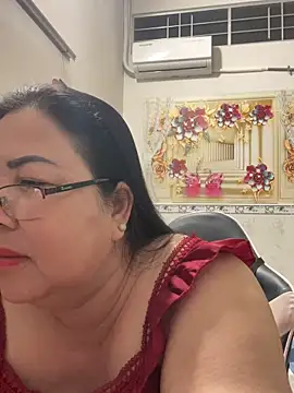 Snapshot of NDith chatting on 02-21-26, 07:38 NDith online show from 02-21-26, 07:38