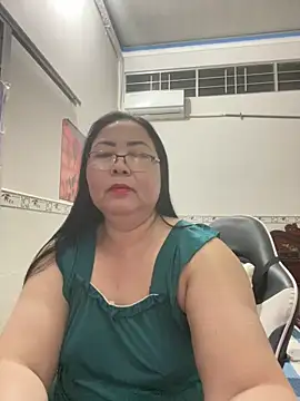 Snapshot of NDith chatting on 02-03-26, 10:59 NDith online show from 02-03-26, 10:59