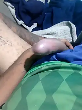 rique-23- online show from 04-11-26, 06:32