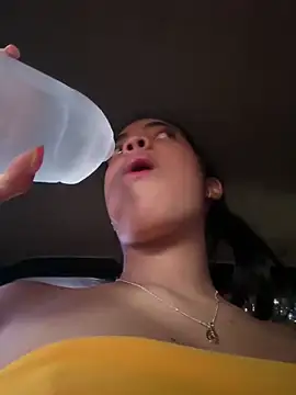 NAUGHTY LITTLE 18 online show from 03-26-26, 10:07