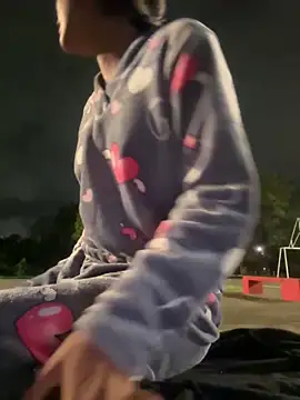 Snapshot of NAUGHTY_LITTLE_18 chatting on 03-06-25, 03:13 NAUGHTY LITTLE 18 online show from 03-06-25, 03:13