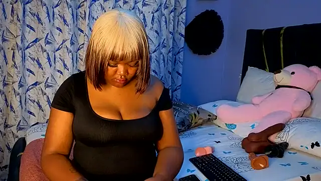 Cherriikenzie online show from 05-08-26, 10:13