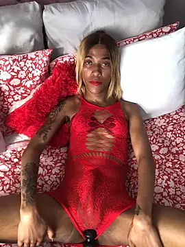 Snapshot of Kylie_Hairy_Bbc chatting on 06-01-26, 01:11 Kylie Hairy Bbc online show from 06-01-26, 01:11