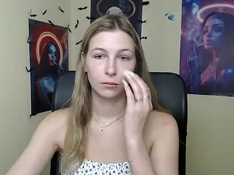 StrangerGi online show from 07-02-26, 06:19