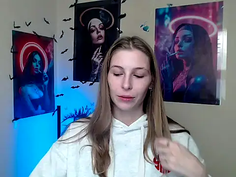 StrangerGi online show from 10-31-25, 01:08