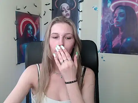 StrangerGi online show from 05-11-26, 02:45