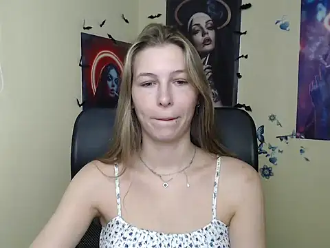 StrangerGi online show from 06-29-26, 05:58