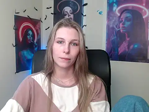 StrangerGi online show from 05-11-26, 04:04