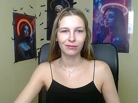 StrangerGi online show from 05-28-26, 06:21