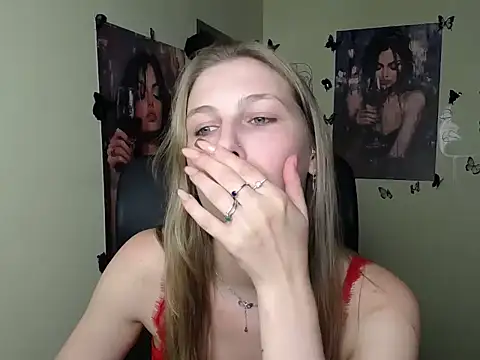 StrangerGi online show from 06-11-26, 12:32