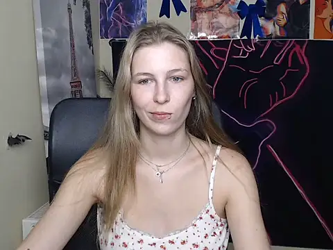 StrangerGi online show from 07-06-26, 06:20
