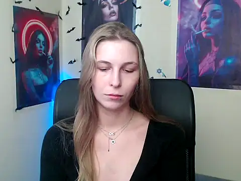 StrangerGi online show from 04-28-26, 12:09