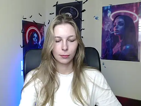 StrangerGi online show from 06-05-26, 06:18