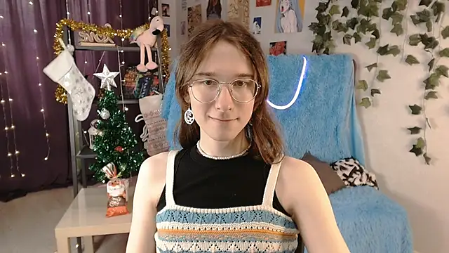 Hermione Reid online show from 01-05-25, 10:43